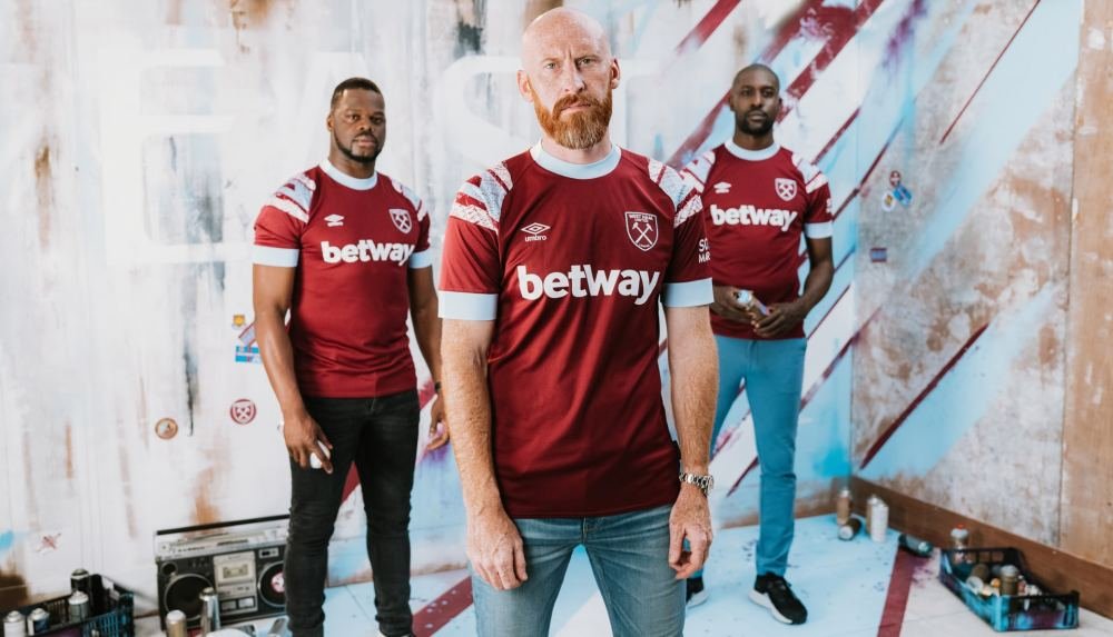 Umbro Release West Ham 22/23 Home Shirt - featured image