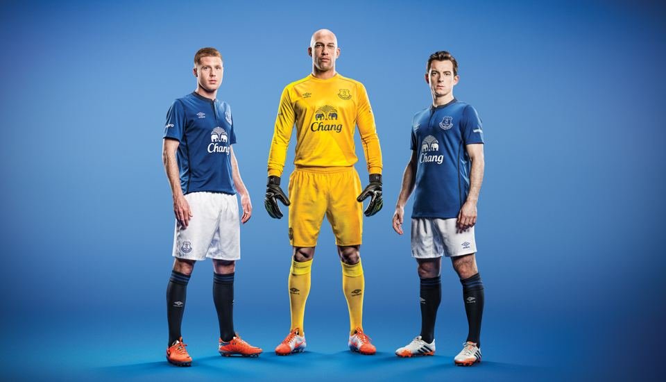 Umbro Reveal Everton 2014/15 Home Kit - featured image