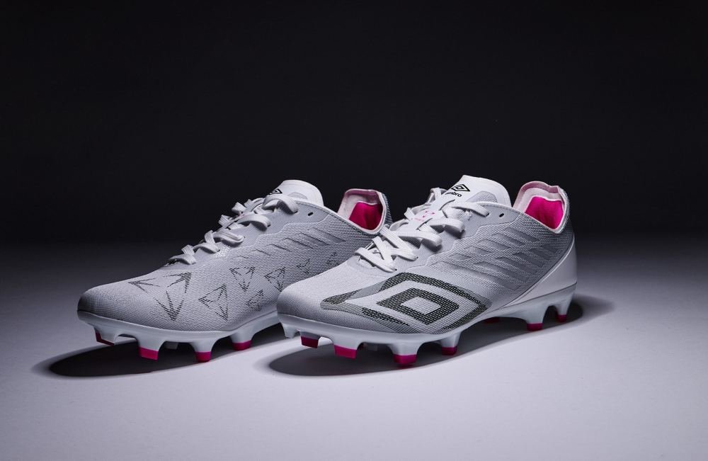 Umbro Unveil The All-New Velocita Decima As Part Of The Out Of Line Pack - featured image