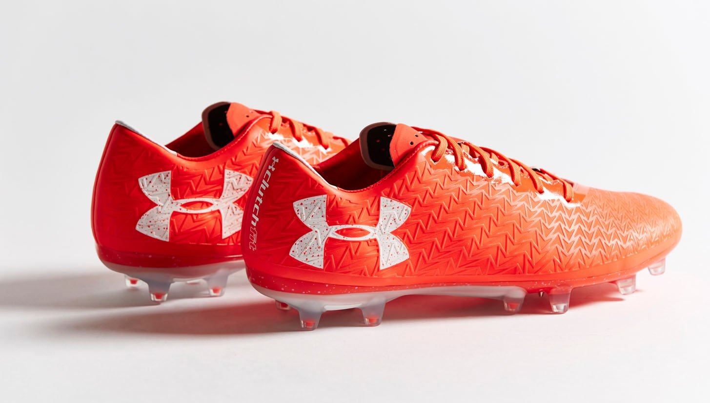 Under Armour Clutchfit 3.0 "Neon Coral" - featured image