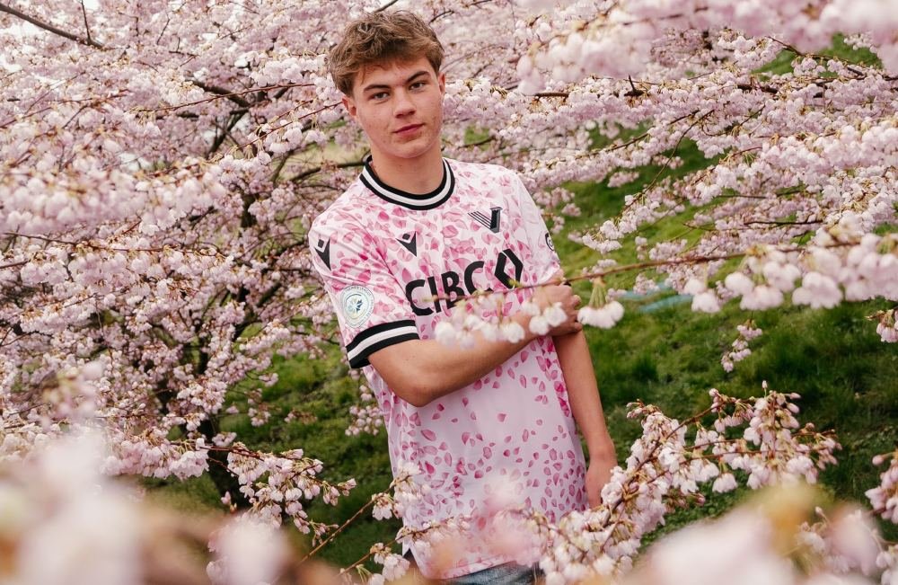 Vancouver FC Reveal 'Cherry Blossom' 2024 Alternate Kit From Macron - featured image