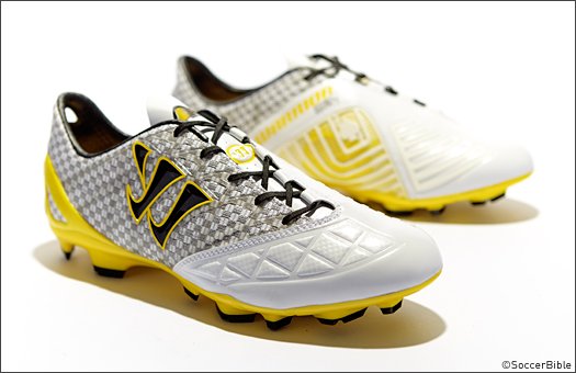 Simple and stylish new paint job dropped on the Warrior Gambler. - featured image