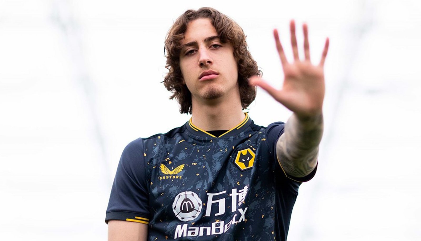 Wolves Unveil 21/22 Away Shirt From Castore - featured image