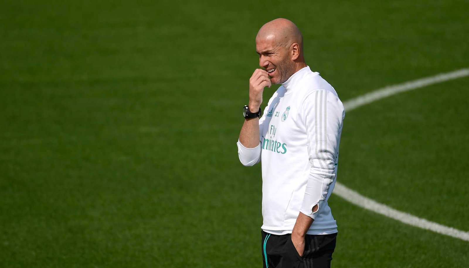Zinedine Zidane Wears Black Out adidas Boots - featured image