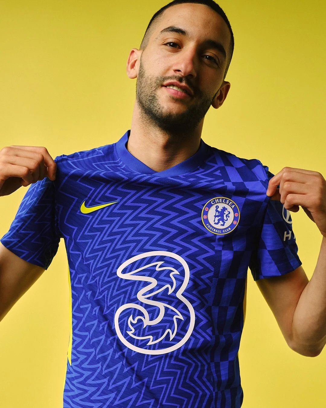 Chelsea's 2021-22 Home Kit - featured image