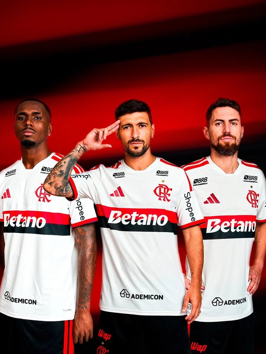 Flamengo Introduce “White Manto 1” Kit for the 2026 Season - featured image