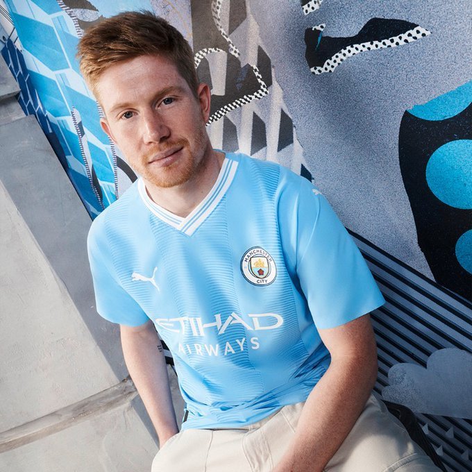 Man City New Home Kit - featured image