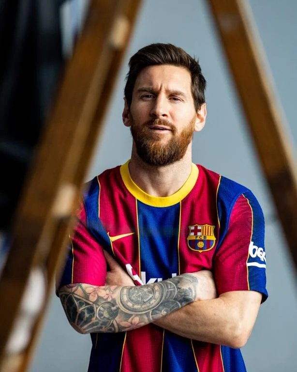 New Home Kit for FC Barcelona - featured image