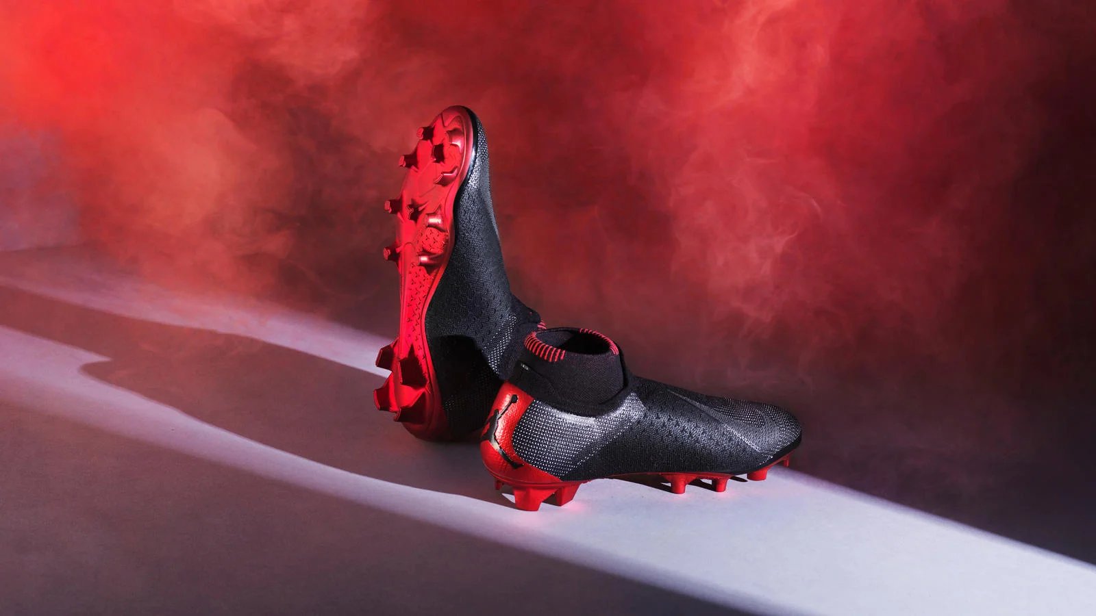 Jordan_Brand__Paris_Saint-Germain_as_its_First-Ever_Football_Club_Soccer_19_hd_1600.jpg