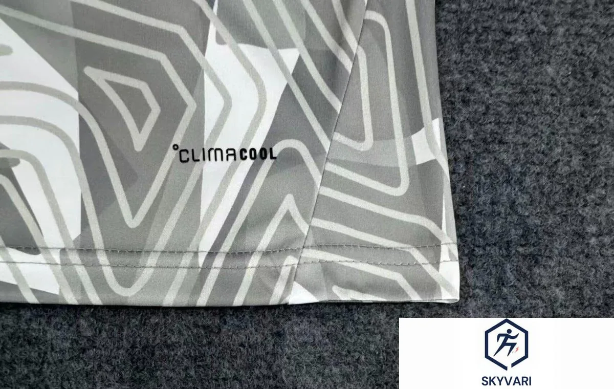 26/27 Arsenal Grey Goalkeeper Jersey — view 3
