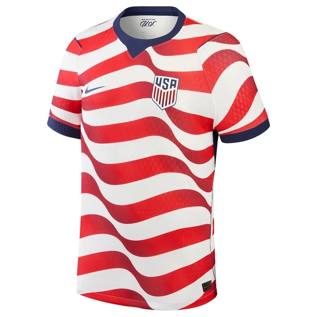 Christian Pulisic #10 USA Home Match Soccer jersey World Cup 2026 — view 3