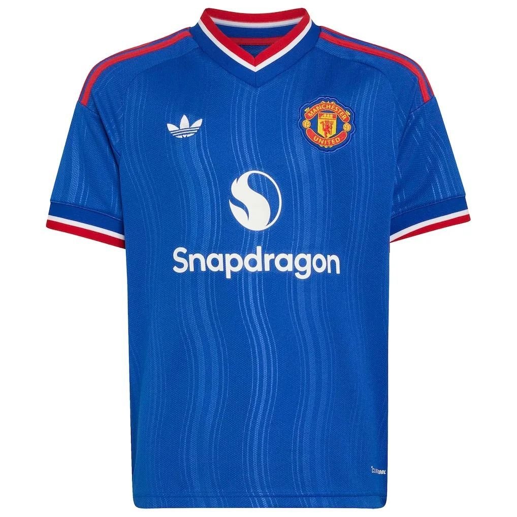 Manchester United adidas Away Shirt 2026-27 - Kids with Amad 16 printing — view 2