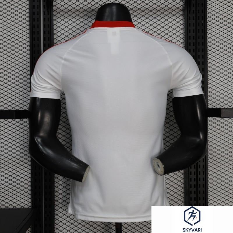 Player Version 26/27 Liverpool White Terrace Icons Jersey — view 2
