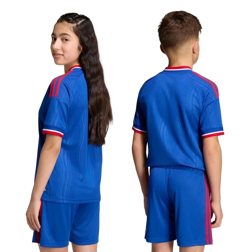 Manchester United Away Shirt 2026-27 - Kids soccer set, Includes jersey and shorts — view 2